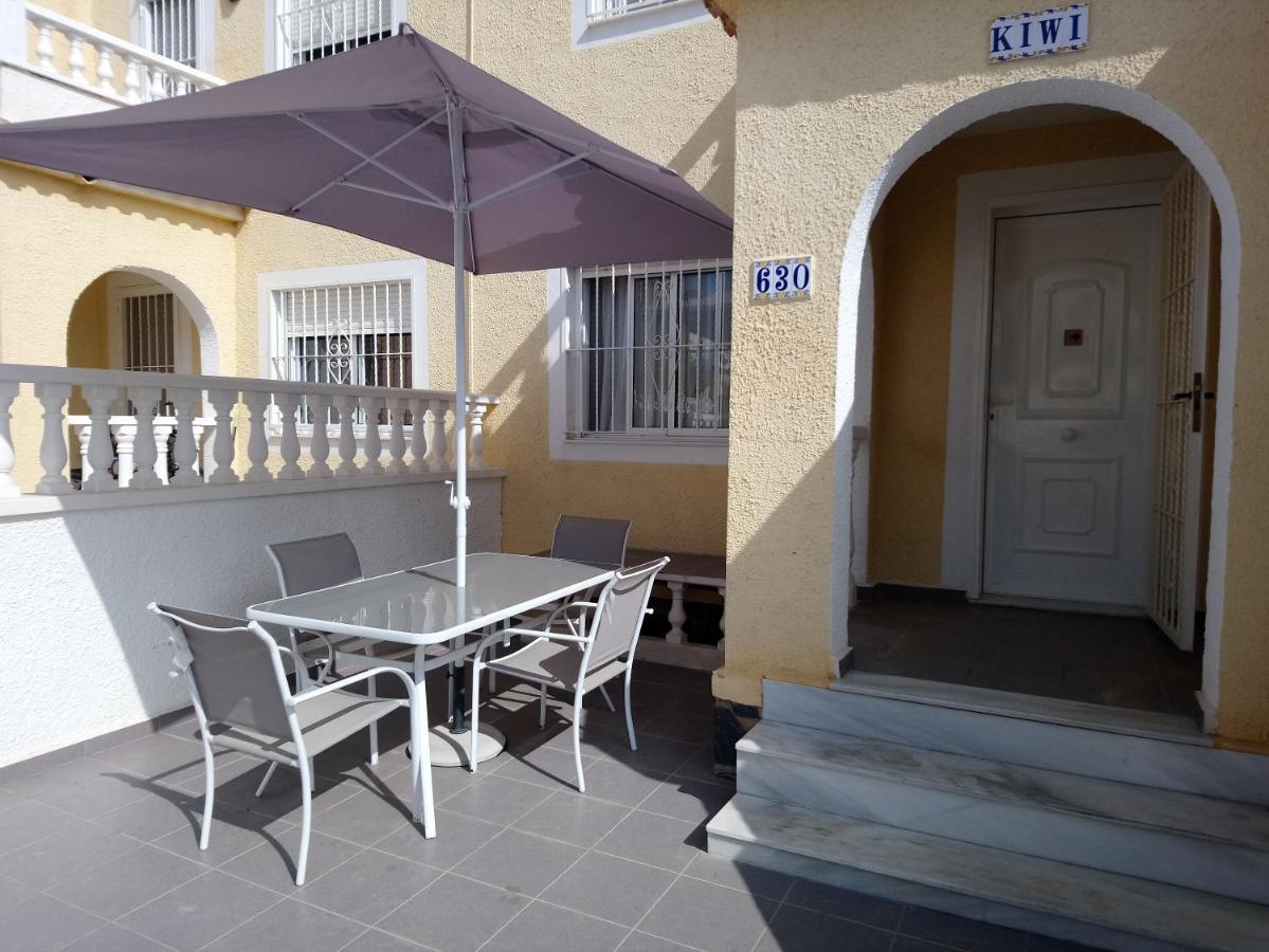 Casa De Kiwi Villa Santa Pola Exterior photo